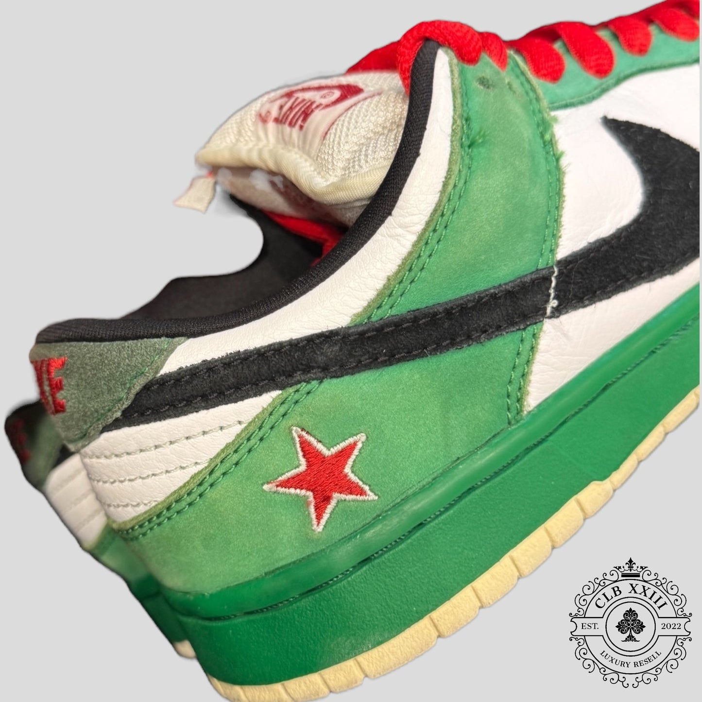 NIKE SB DUNK LOW PREOWNED "HEINEKEN"