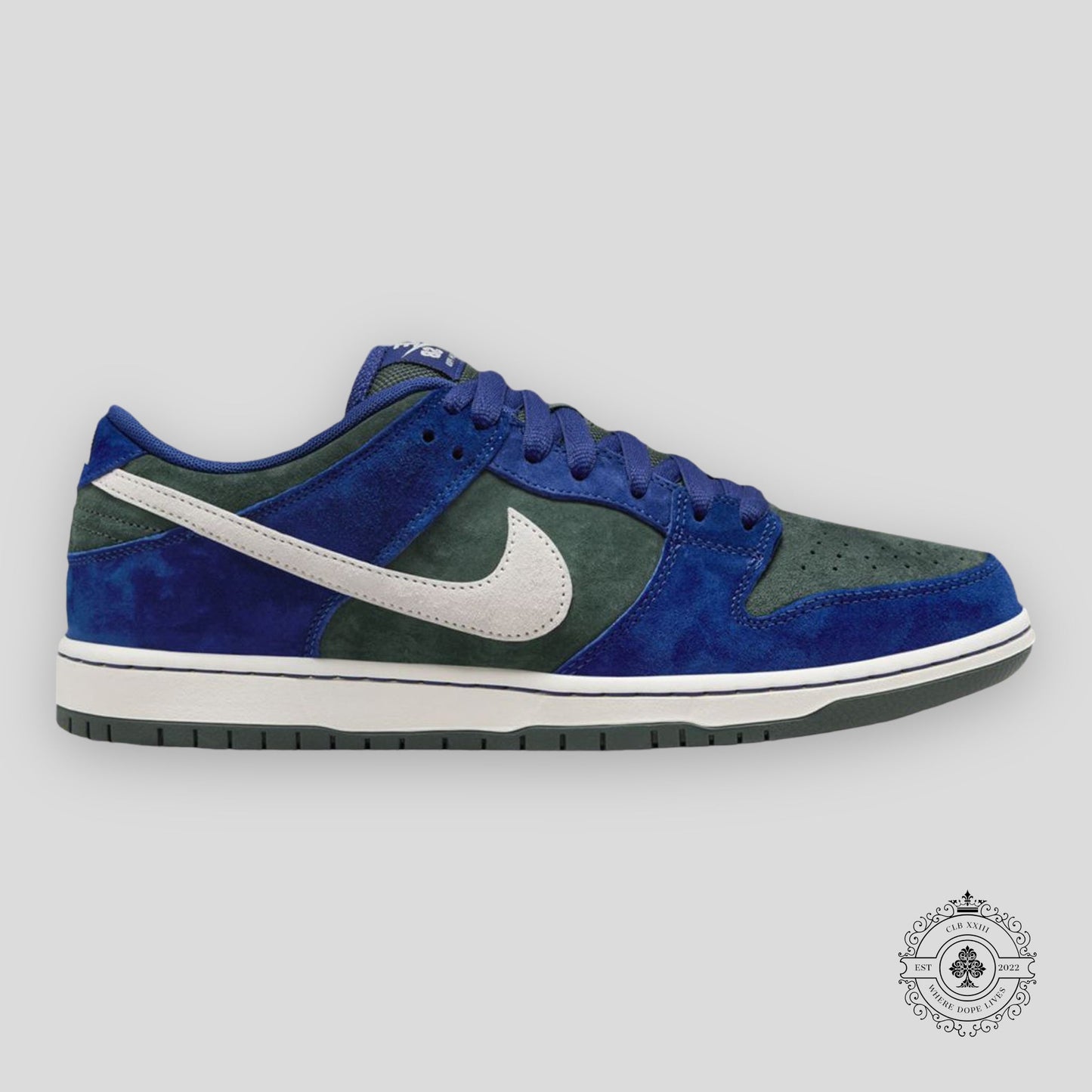 Nike SB Dunk Low “Deep Royal Blue”