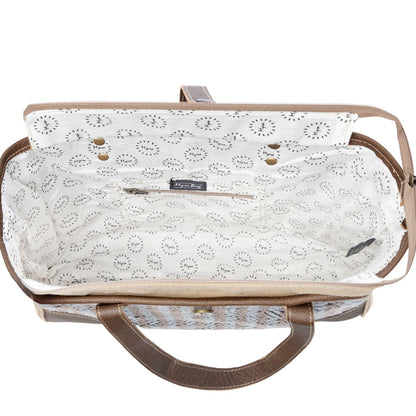 Exquisite Move Weekender Bag