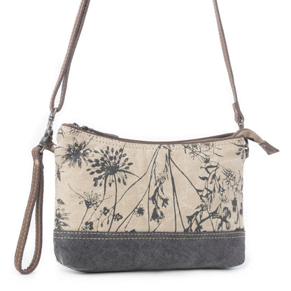 DAINTY DELIGHT SMALL & CROSS BODY BAG