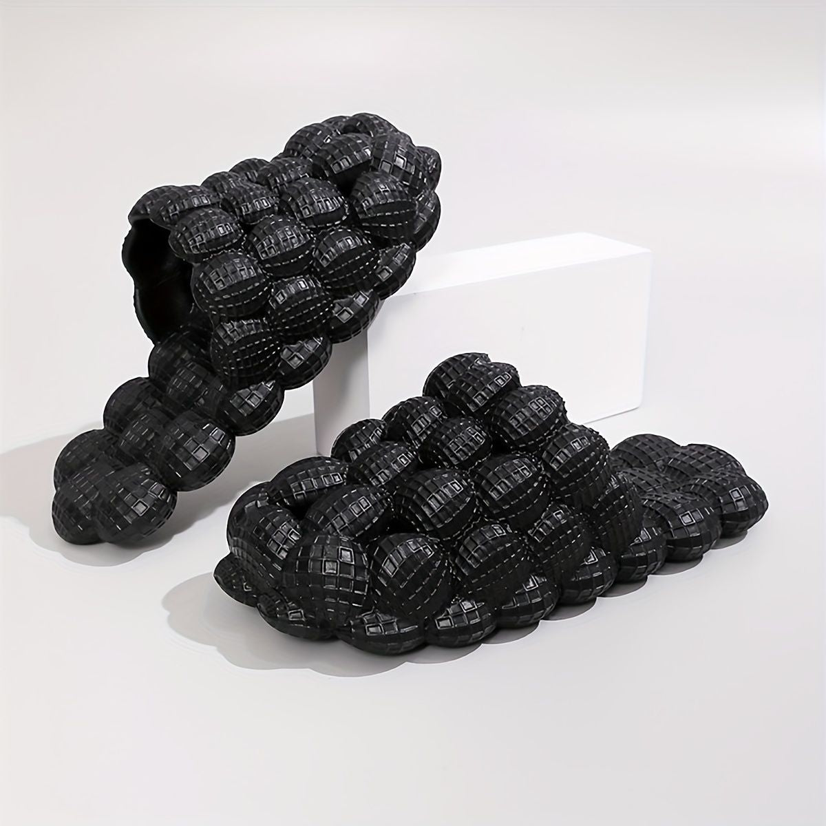 Women's Solid Ultra Cushioned Bubble Slides; Bubble Slippers