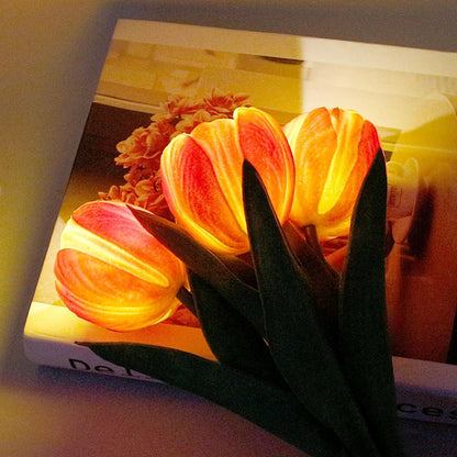 Tulip Lamp - LED Replica Tulip Table Lamp with Flower Vase for Desktop Decoration. Suitable for home, living room, desktop decoration, holiday gifts, atmosphere decoration lamps. Powered by USB