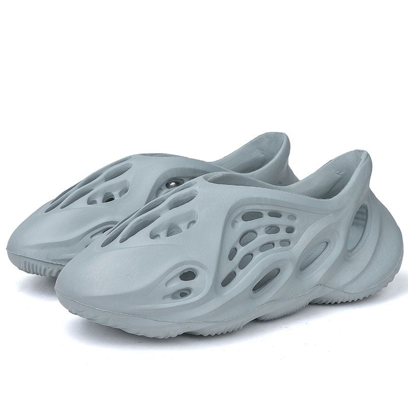 Stylish Men's Clogs for Comfort and Breathability - Perfect for Beach Days and Casual Outings