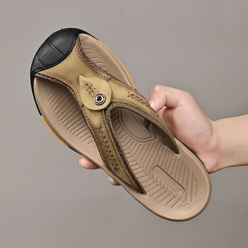 Summer men's new first layer cowhide flip-flops fashion all comfortable men's slippers beach shoes
