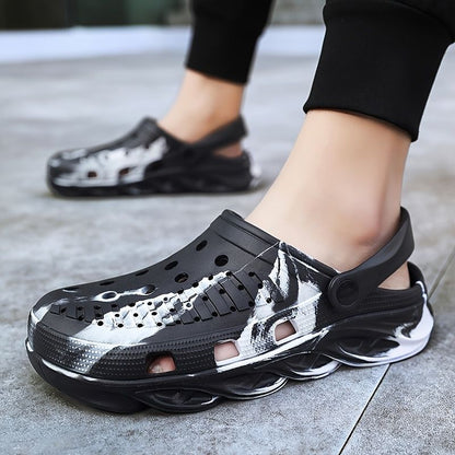 Graffiti Lightweight Comfortable Clogs For Men Women; look Like Crocs