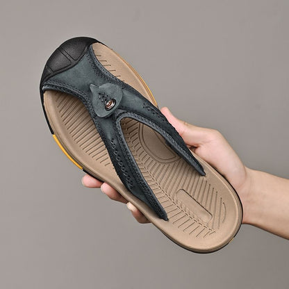 Summer men's new first layer cowhide flip-flops fashion all comfortable men's slippers beach shoes