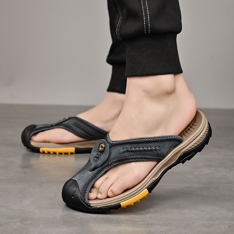 Summer men's new first layer cowhide flip-flops fashion all comfortable men's slippers beach shoes