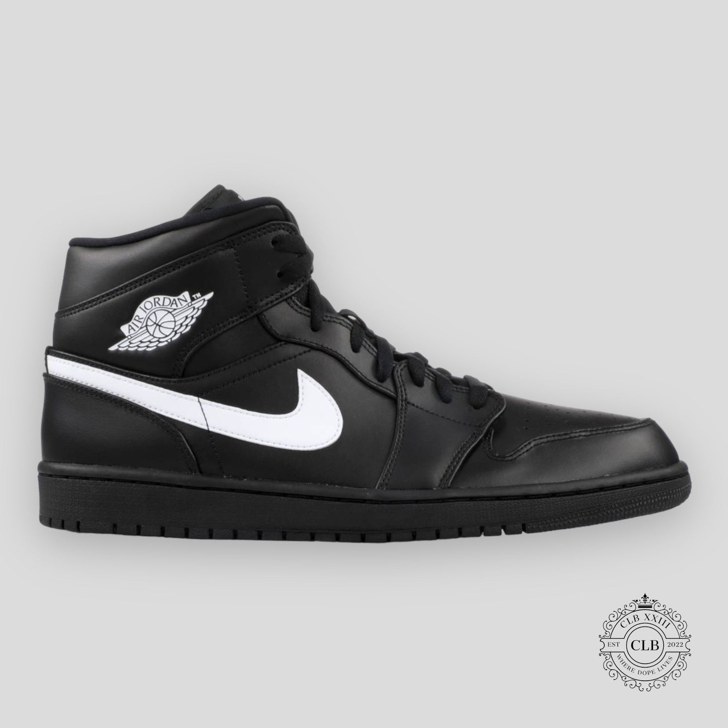 AIR JORDAN 1 MID "BLACK & WHITE"