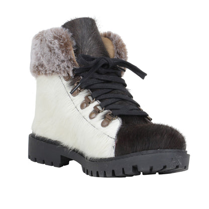 Turbulent Boots