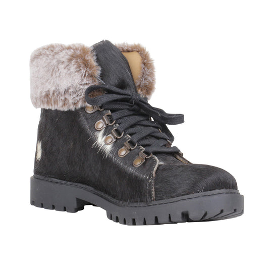 Turbulent Boots