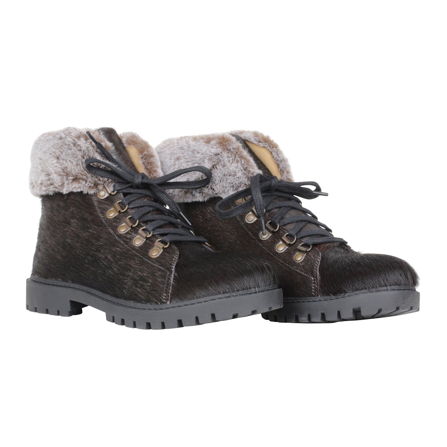 Turbulent Boots