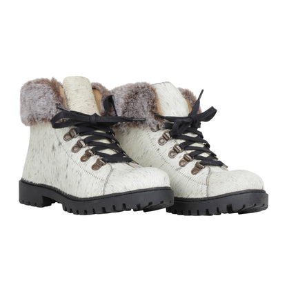 Turbulent Boots