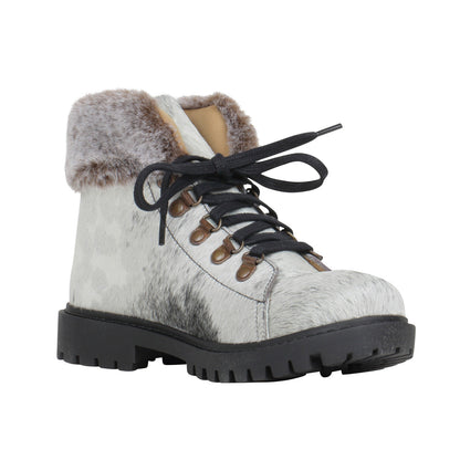 Turbulent Boots